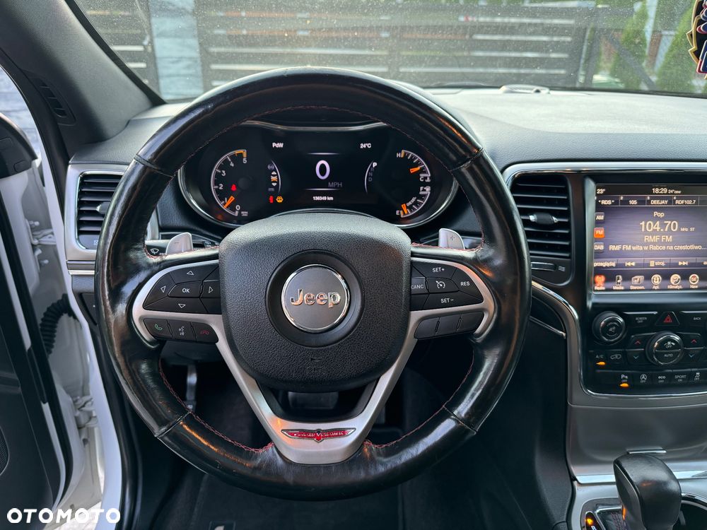Jeep Grand Cherokee - 29