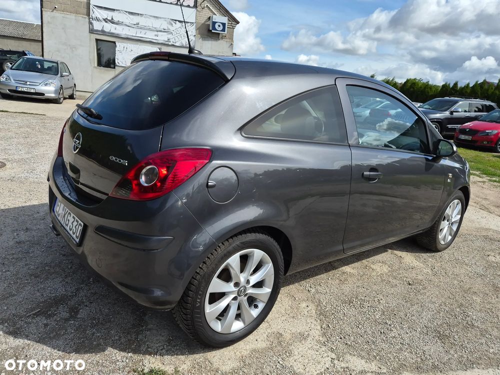 Opel Corsa 1.4 16V EcoFLEX Start-Stop 150 Jahre - 11