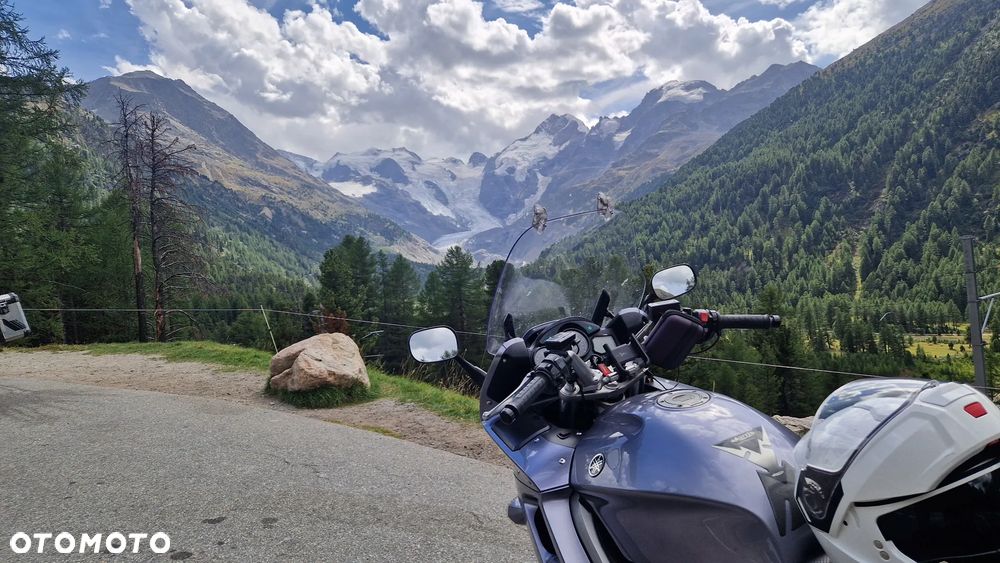 Yamaha FJR - 21