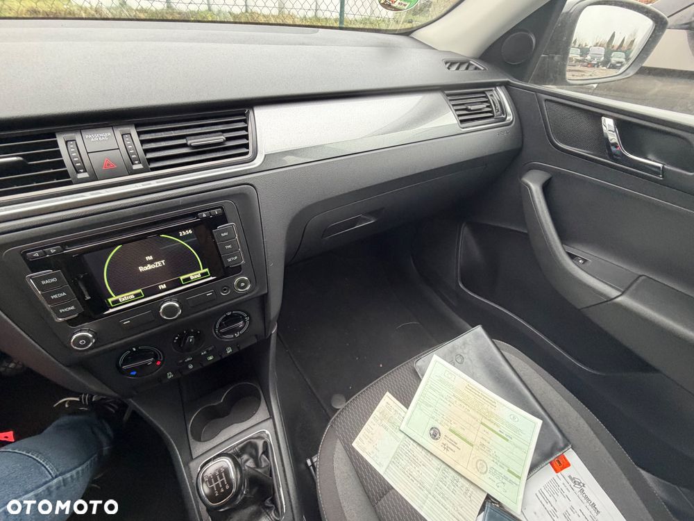 Skoda RAPID 1.2 TSI Style Plus - 18