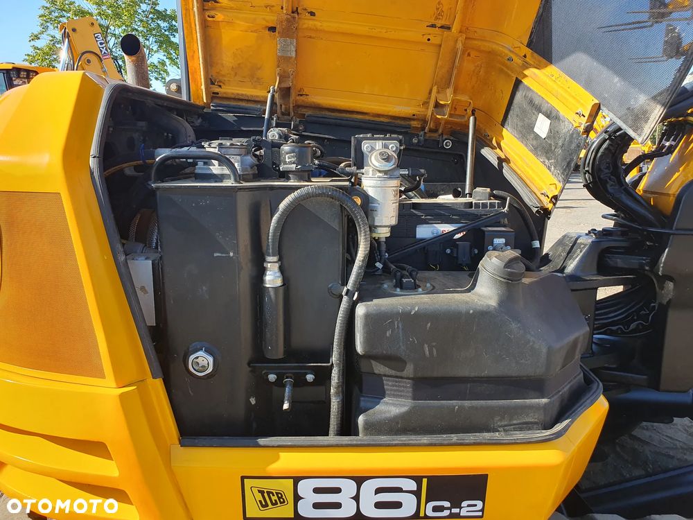 JCB 86C-2 - 16