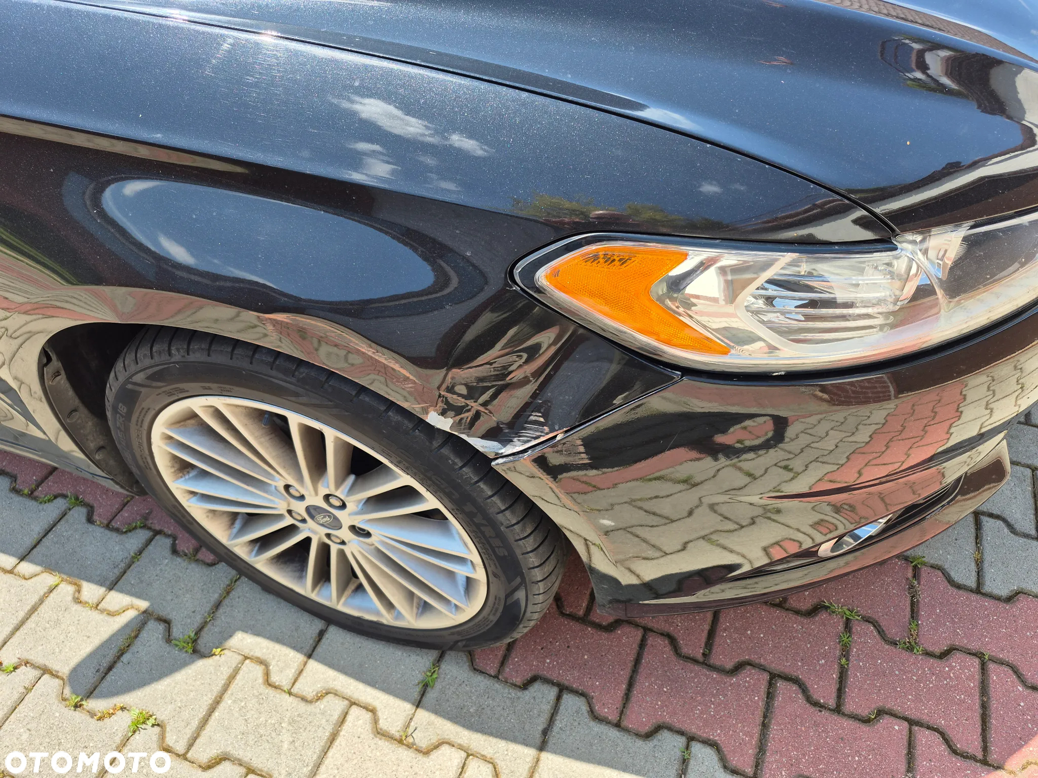 Ford Fusion - 4