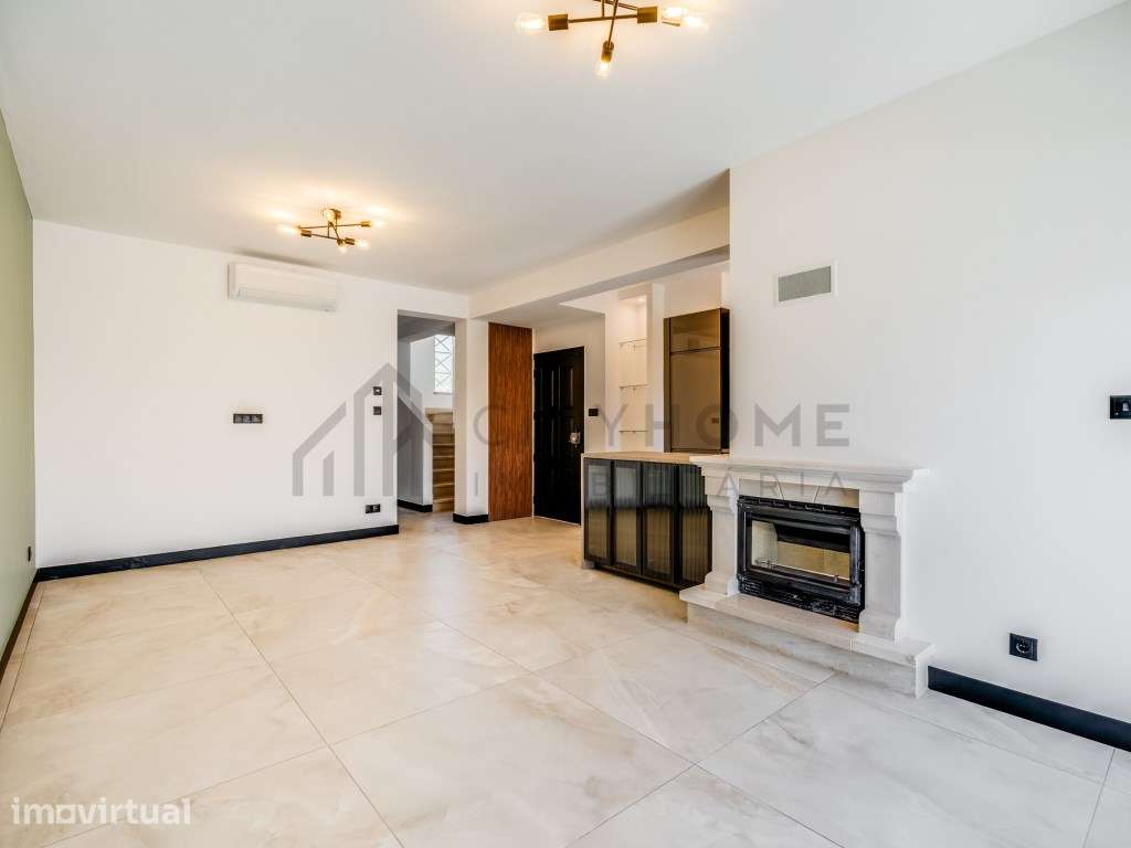 Exclusivo Apartamento T3 Duplex com Terraço Panorâmico em Condomíni... - Grande imagem: 5/28