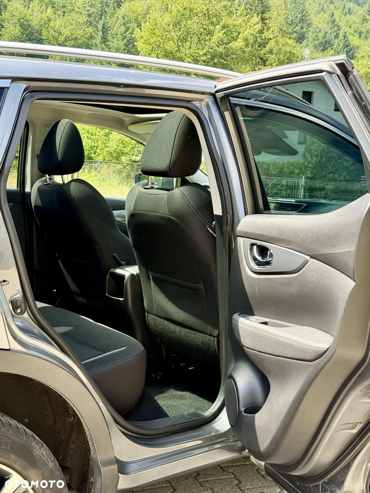 Nissan Qashqai 1.3 DIG-T N-Connecta DCT - 10