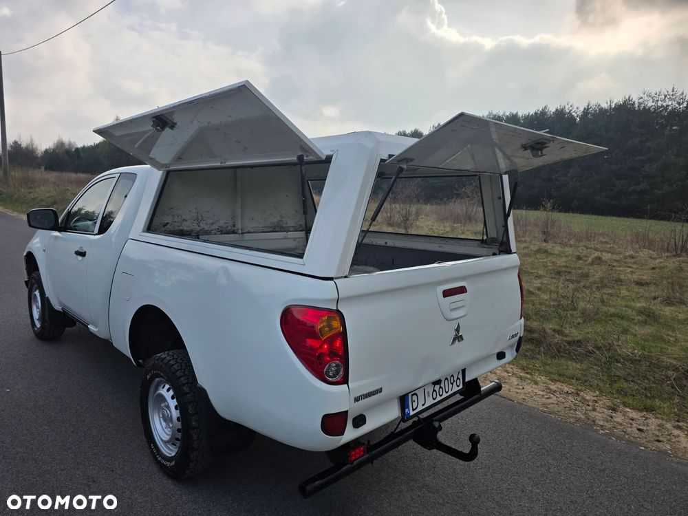 Mitsubishi L200 2.5 DID SC Inform - 18