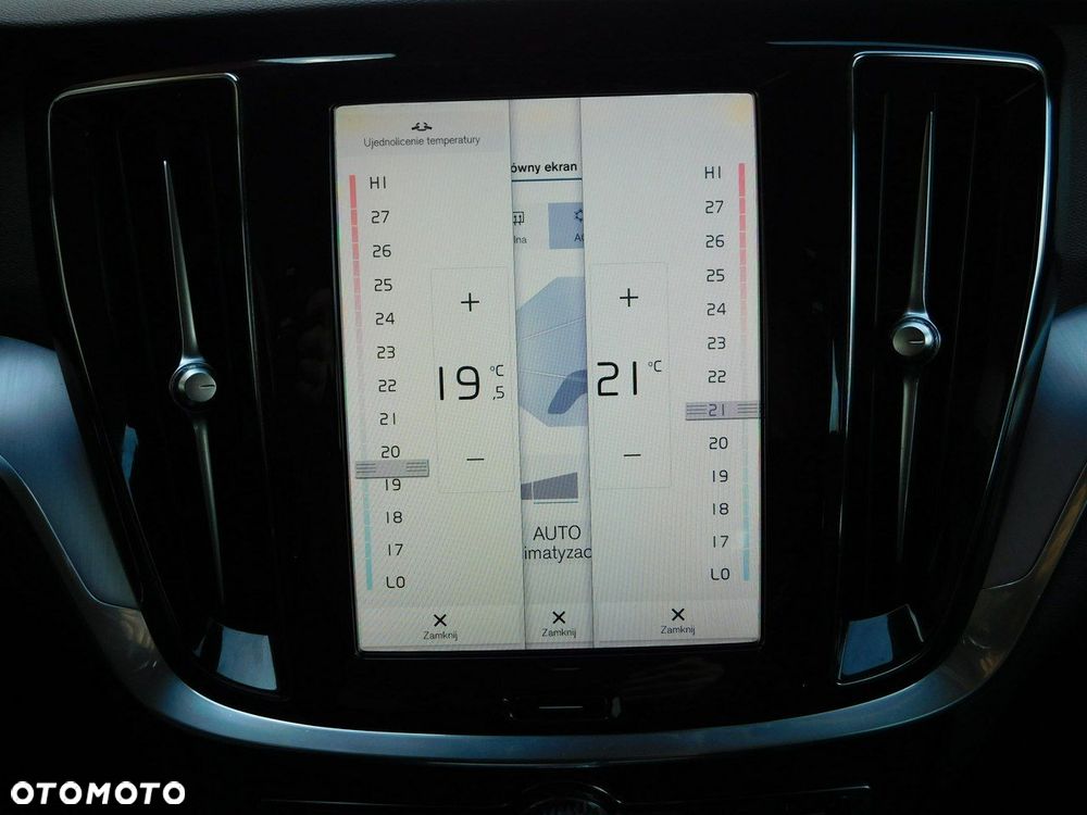 Volvo V60 D3 Momentum Pro - 20