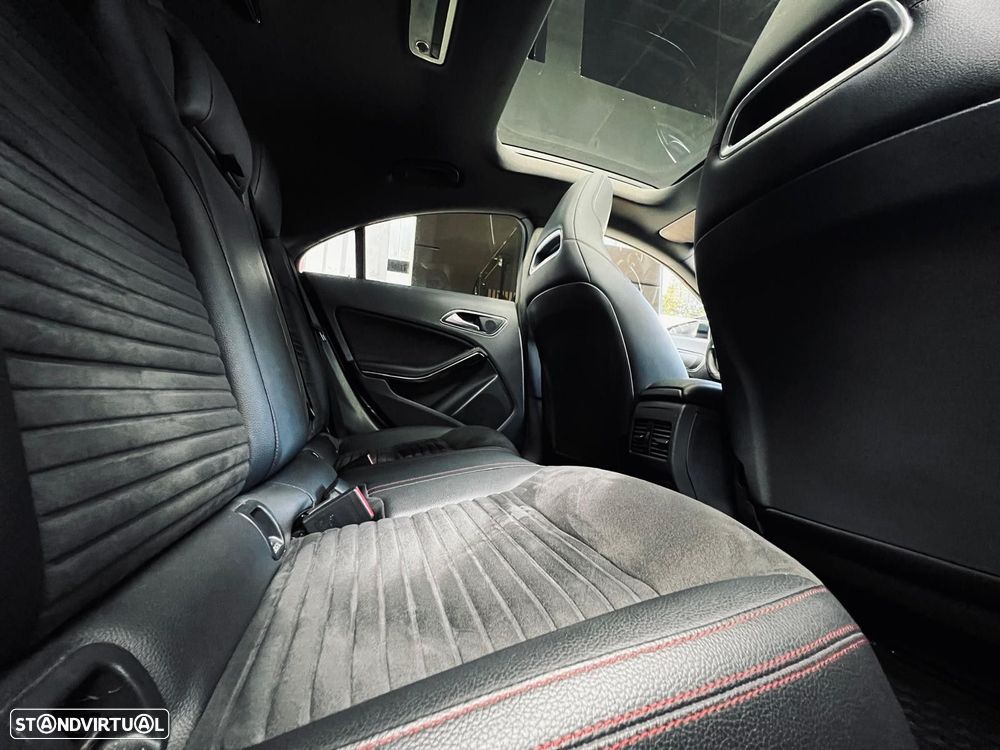 Mercedes-Benz CLA 220 CDI AMG Line Aut. - 40