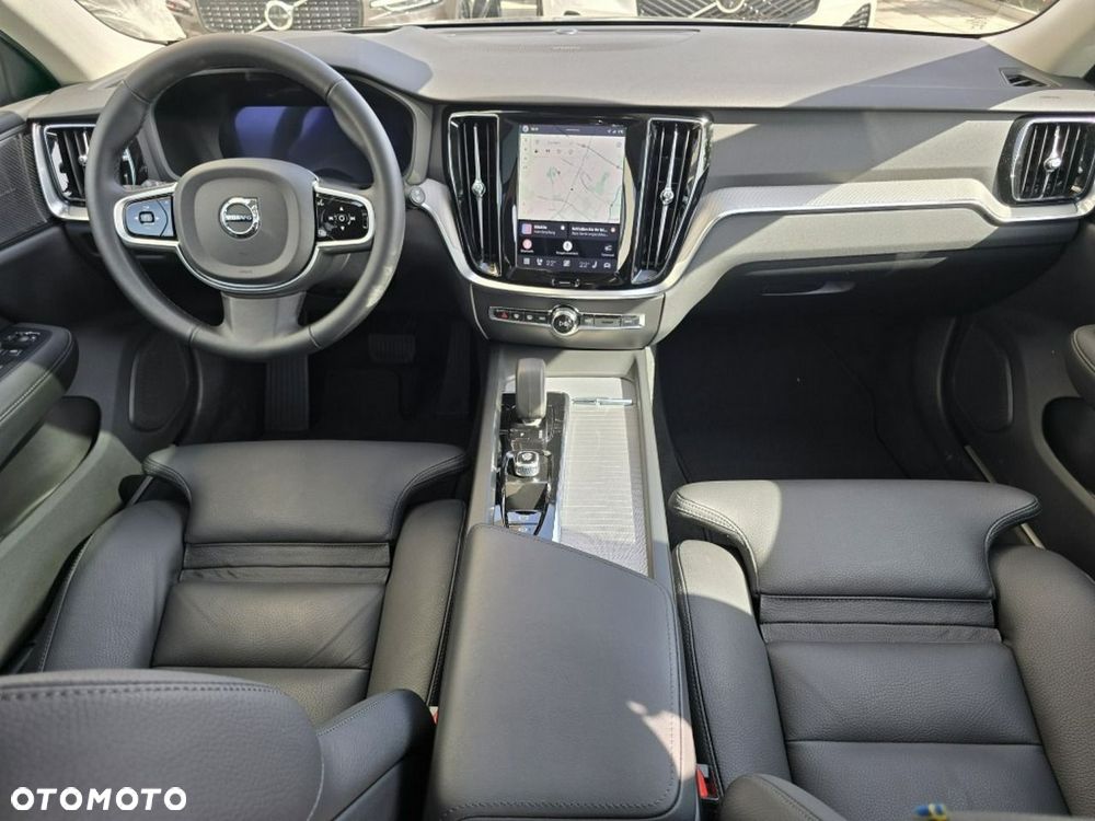 Volvo V60 B4 B Plus Dark - 14