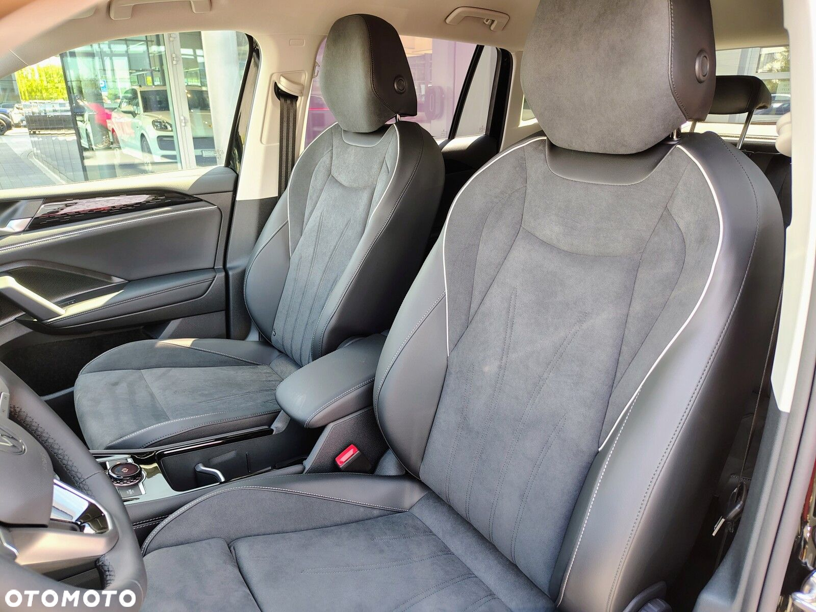 Volkswagen Tiguan - 14