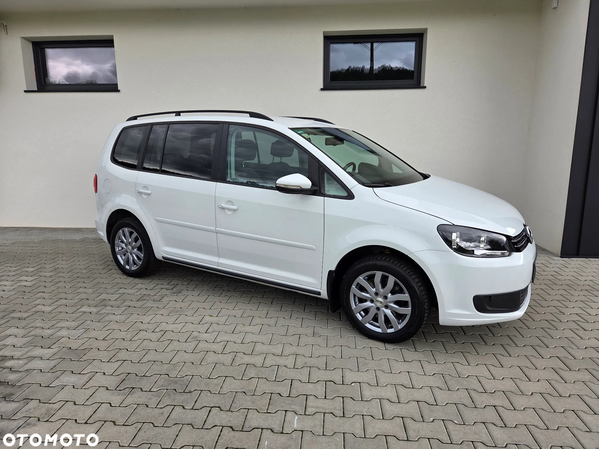 Volkswagen Touran - 19