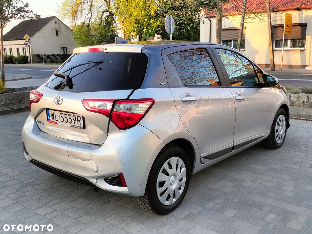 Toyota Yaris 1.0 VVT-i Y20 Club - 8