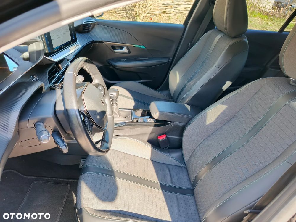 Peugeot 208 1.2 PureTech Allure S&S - 13