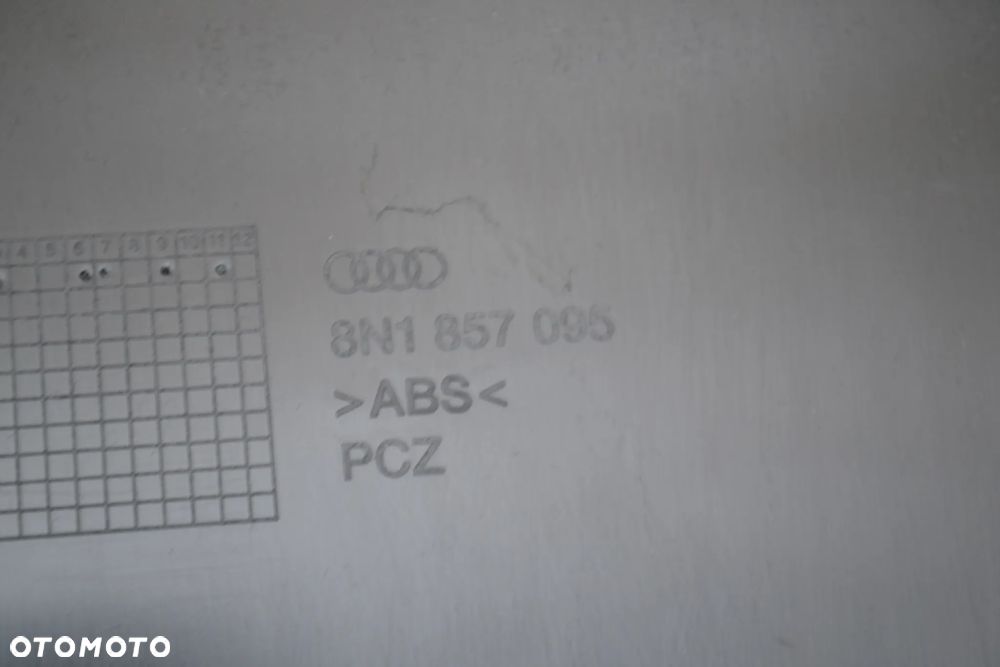 AUDI TT 8N SCHOWEK PASAŻERA CZARNY EUROPA STAN 8N1857095 - 4