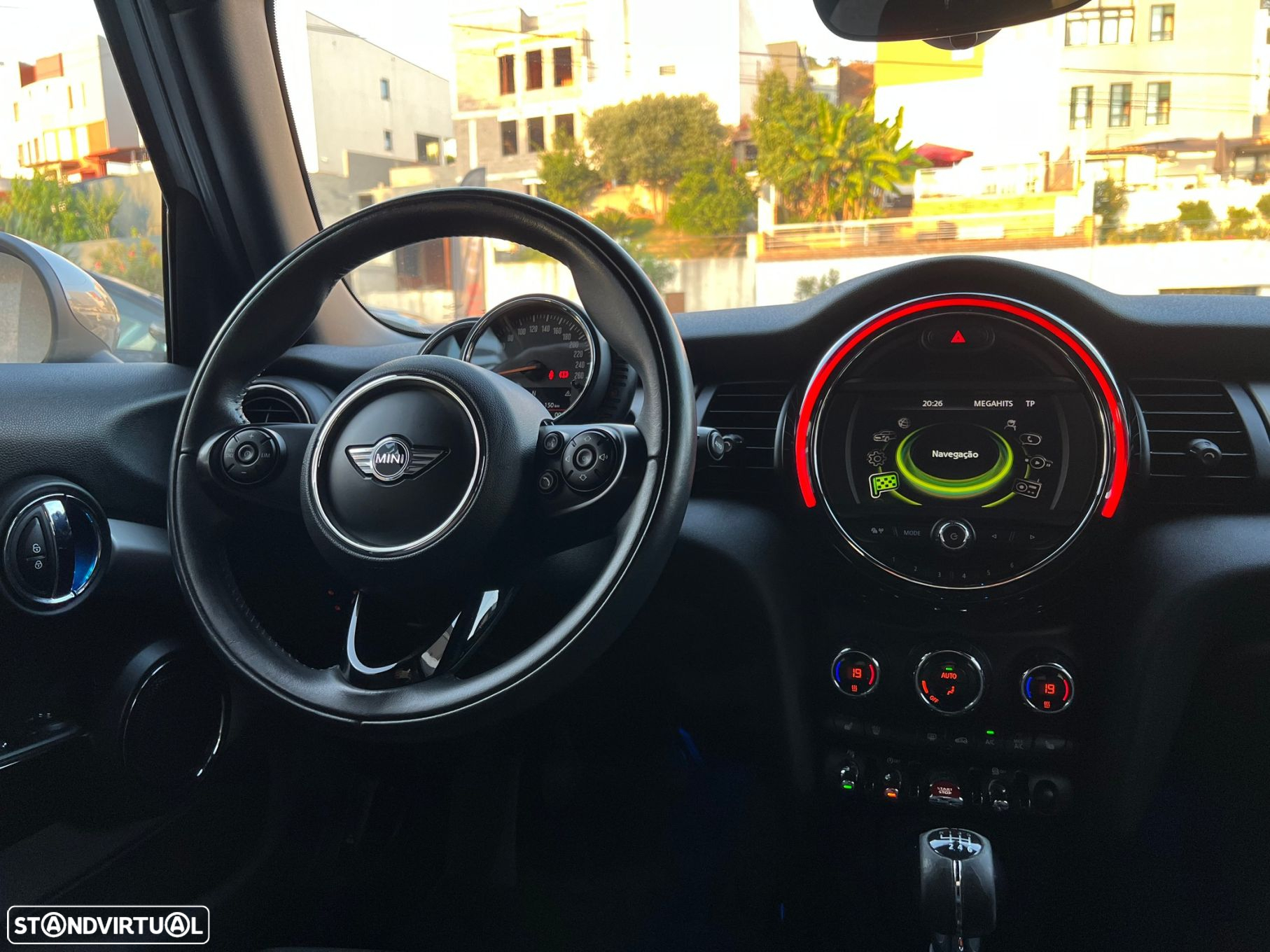 MINI 5 Portas Cooper D - 15