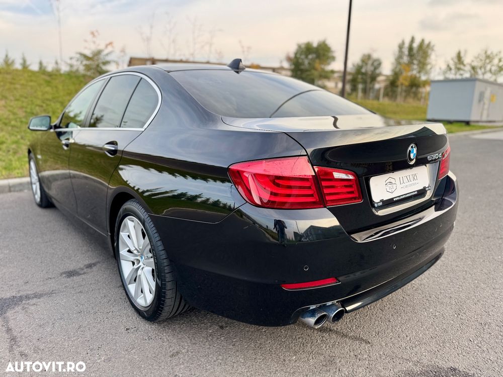 BMW Seria 5 530d xDrive - 3
