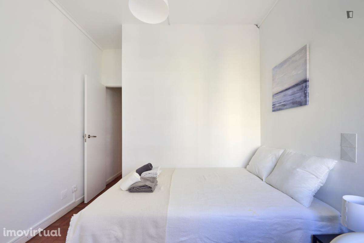 Quarto - localizado em Saldanha Lisbon - Grande imagem: 4/46