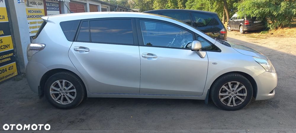 Toyota Verso 2.0 D-4D Luna - 1