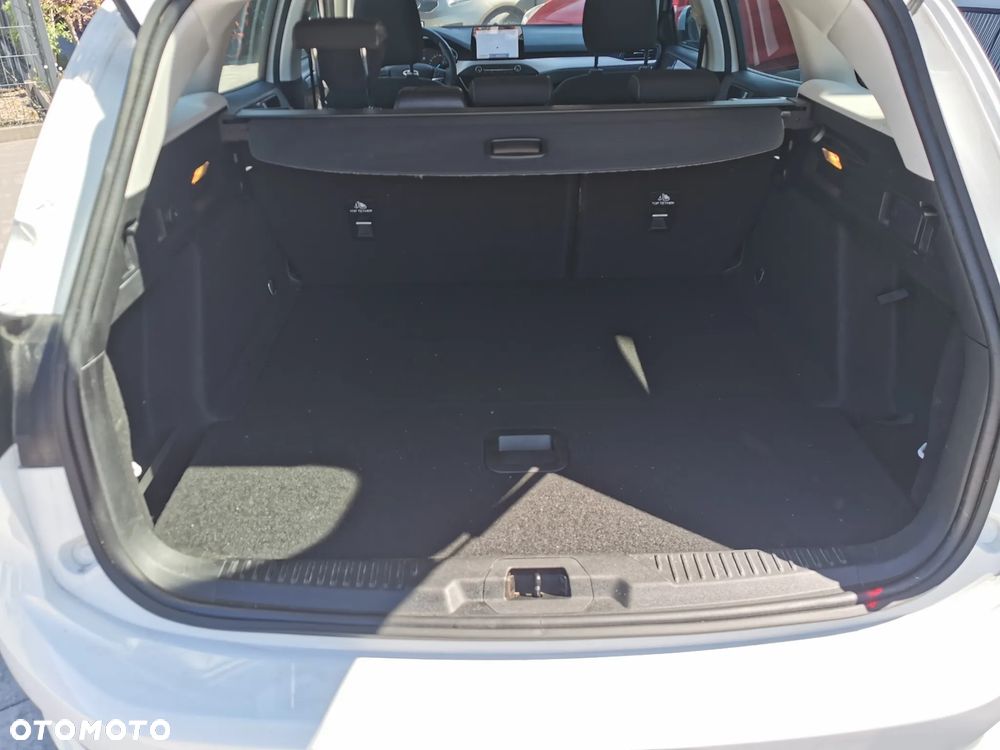 Ford Focus 1.6 FF Titanium - 12