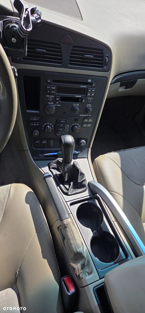 Volvo XC 70 2.5T AWD Momentum - 14