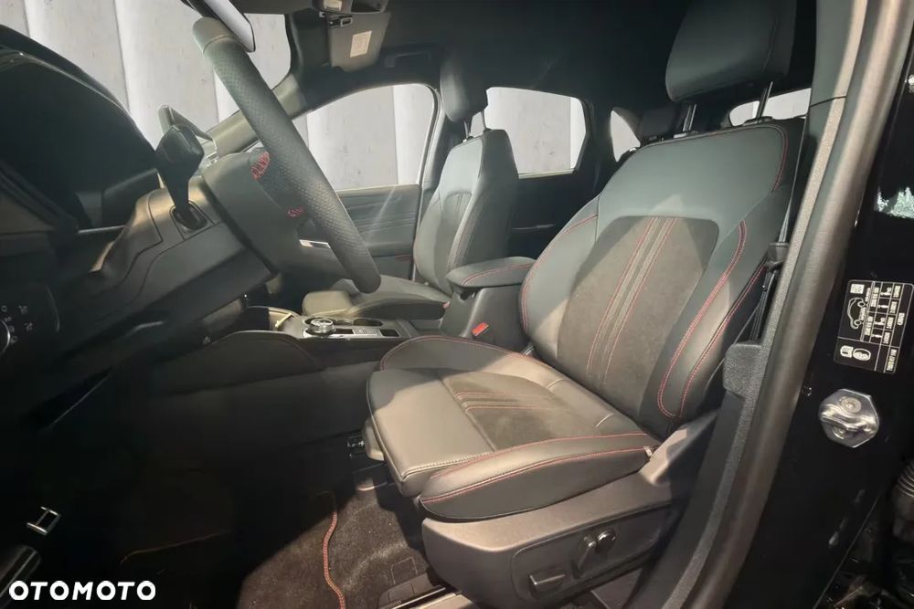 Ford Kuga 2.5 Duratec FHEV 4x4 ST-LINE X - 12
