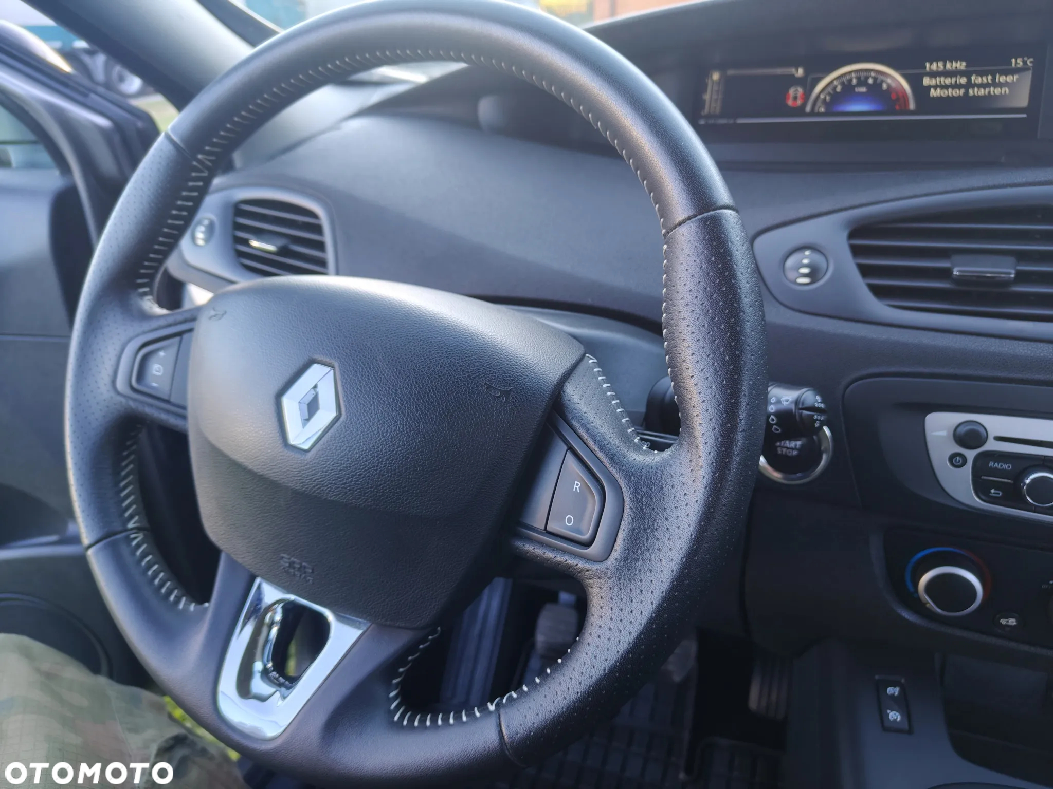 Renault Scenic 1.6 16V TomTom Edition - 18