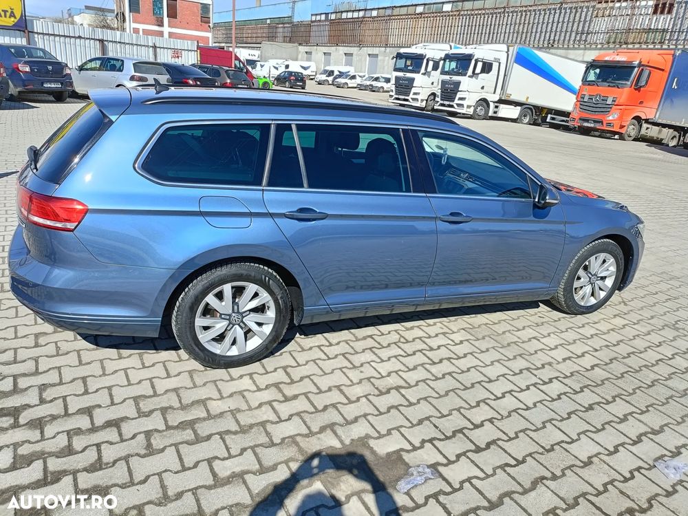 Volkswagen Passat 2.0 TDI DSG Comfortline - 2