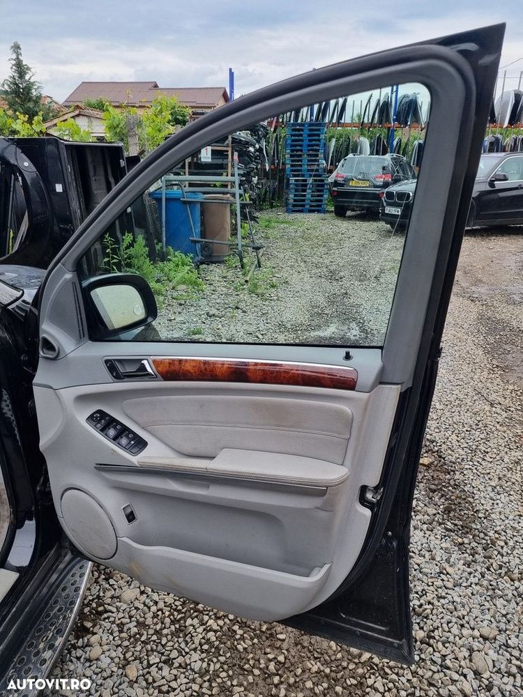 Usa Dreapta Fata Mercedes GL X164 2006 - 2008 SUV 4 Usi Obsidian Black Metallic C197 ... - 2