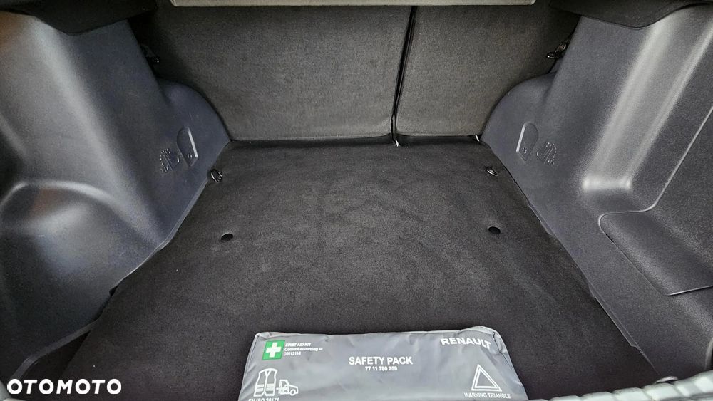 Dacia Duster 1.6 SCe Prestige - 38