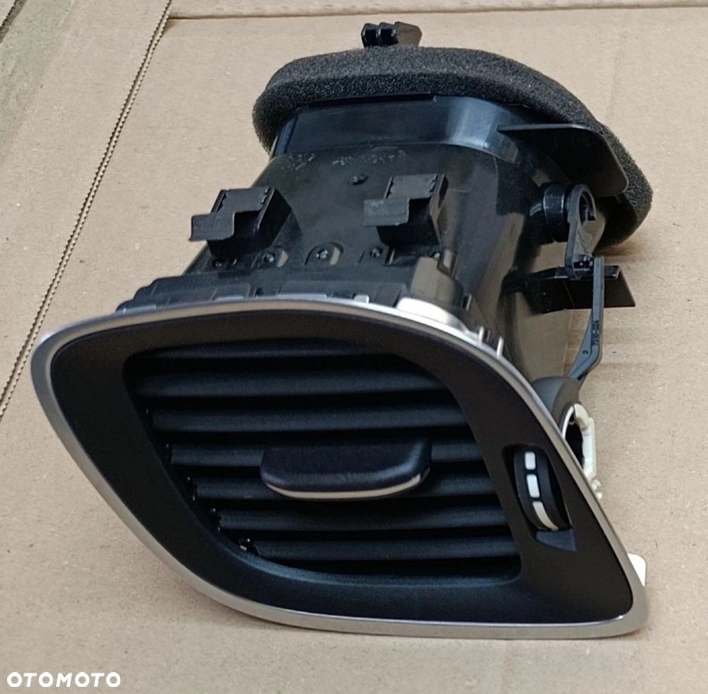 Volvo V40 II kratka nawiewu lewa