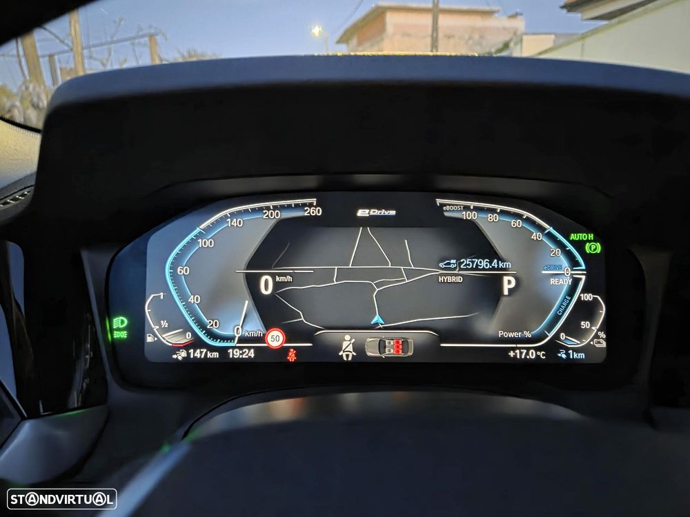 BMW 330 e Auto - 22
