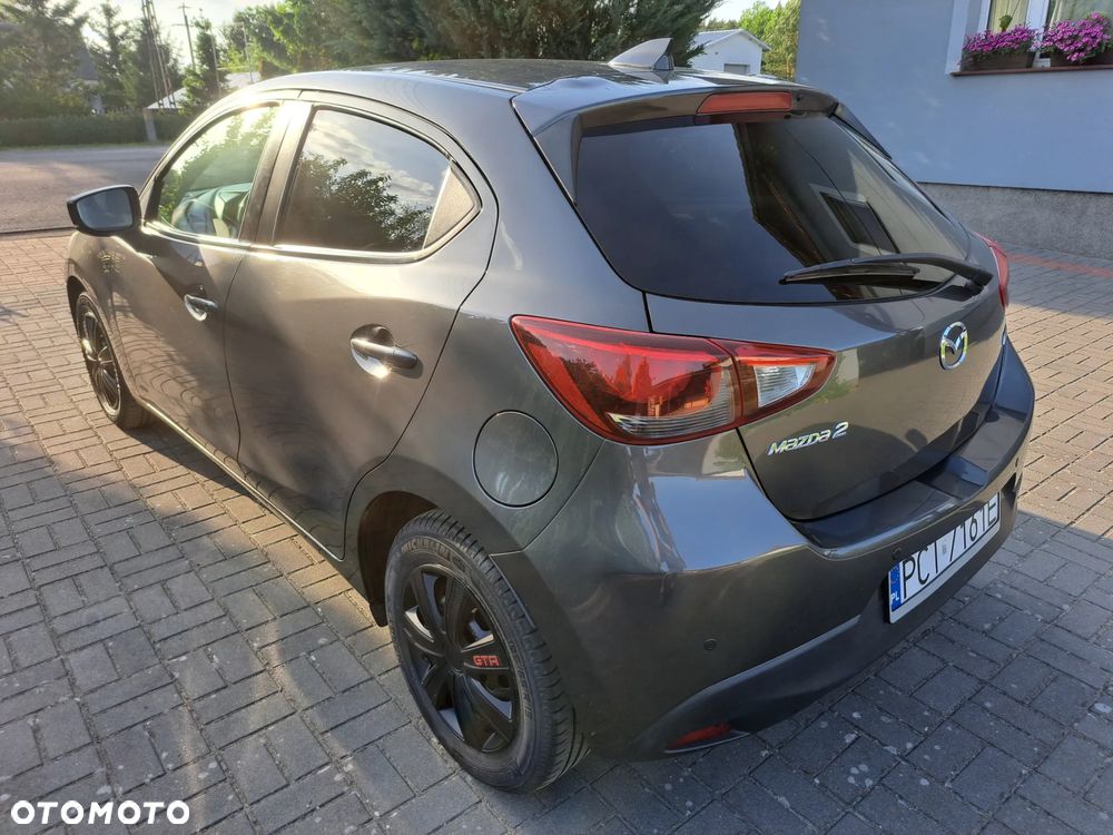Mazda 2 - 3