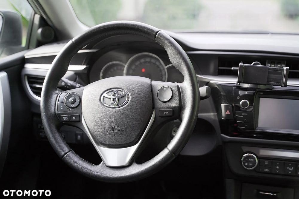 Toyota Corolla 1.6 Premium - 13
