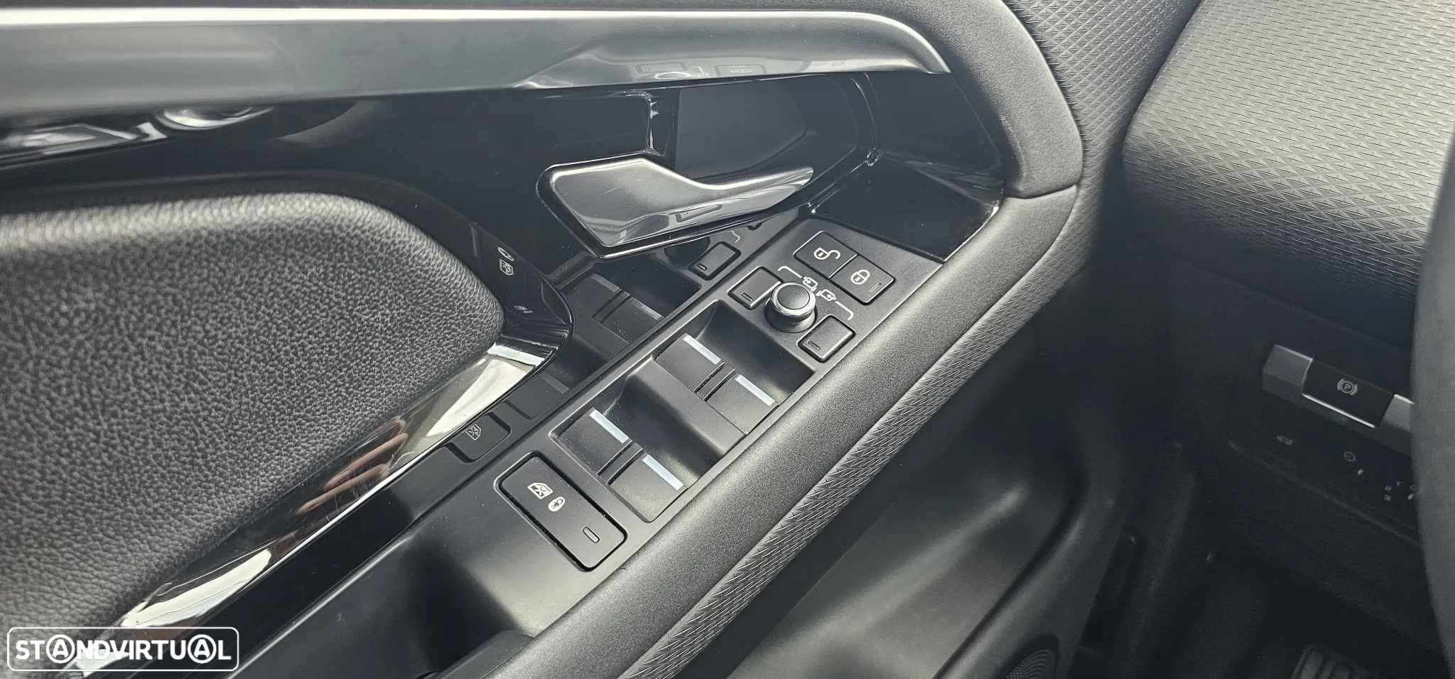 Land Rover Range Rover Evoque D150 S - 12
