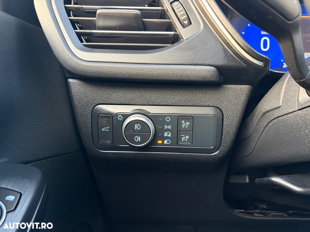 Ford Kuga 1.5 EcoBoost FWD Titanium X - 23