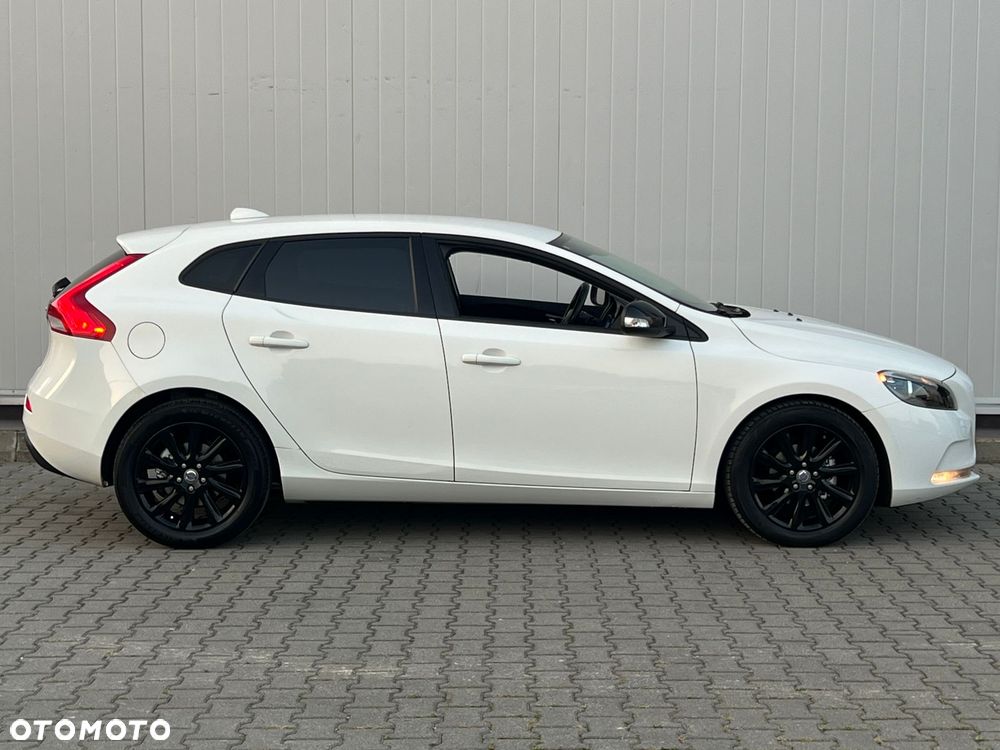 Volvo V40 - 1