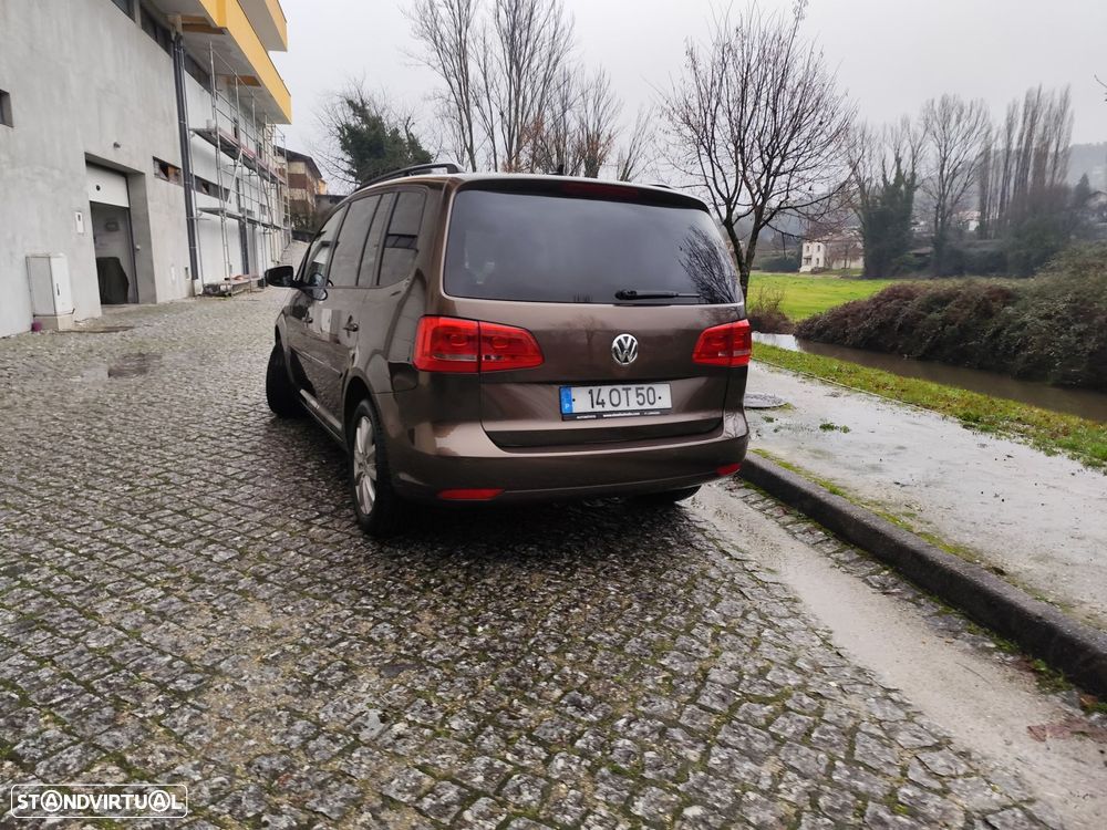 VW Touran 1.6 TDI DPF BlueMotion Highline - 6
