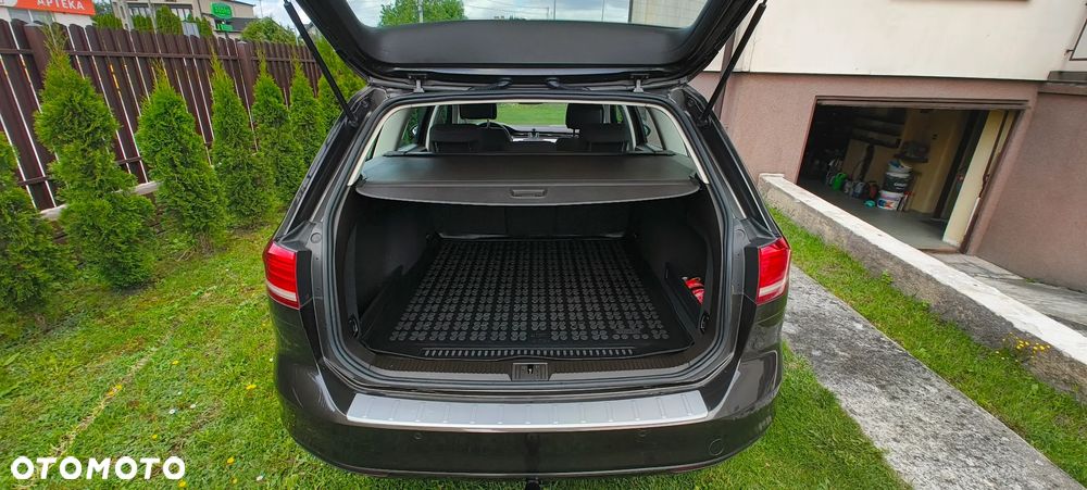 Volkswagen Passat 1.6 TDI BMT Comfortline - 4