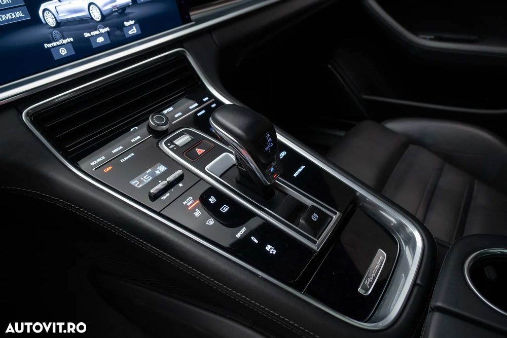 Porsche Panamera 4S - 12