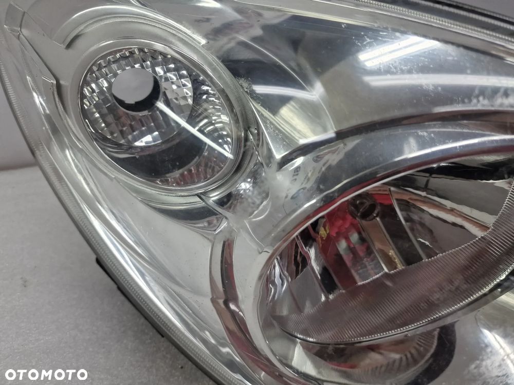 RENAULT TWINGO 2 II 07-12 LEWA / PRAWA LAMPA PRZEDNIA PRZÓD JASNA , NR AUKCJI LA401 - 8