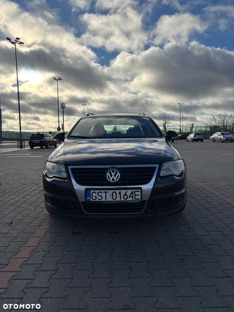 Volkswagen Passat 1.9 TDI Trendline - 2