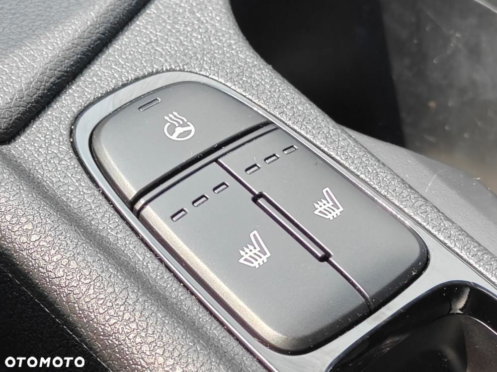 Kia Niro 1.6 GDI Hybrid Business Line - 20