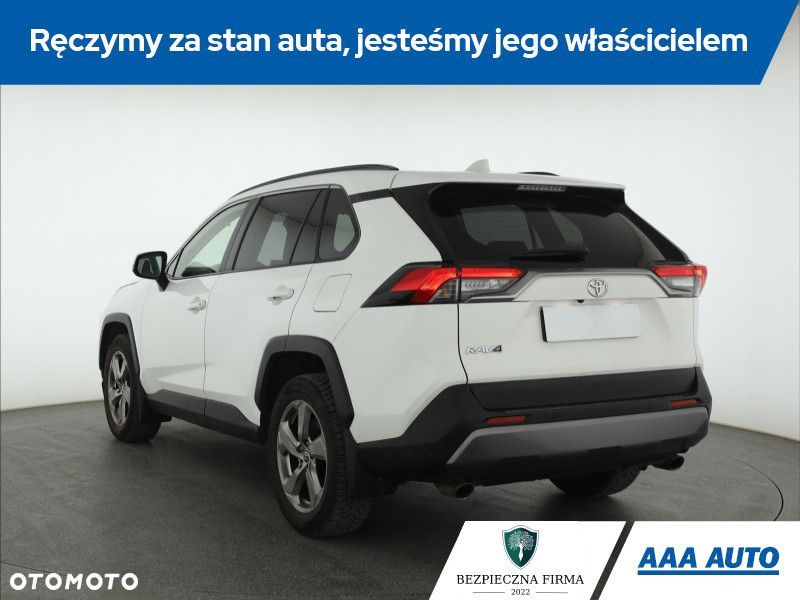 Toyota RAV4 - 6