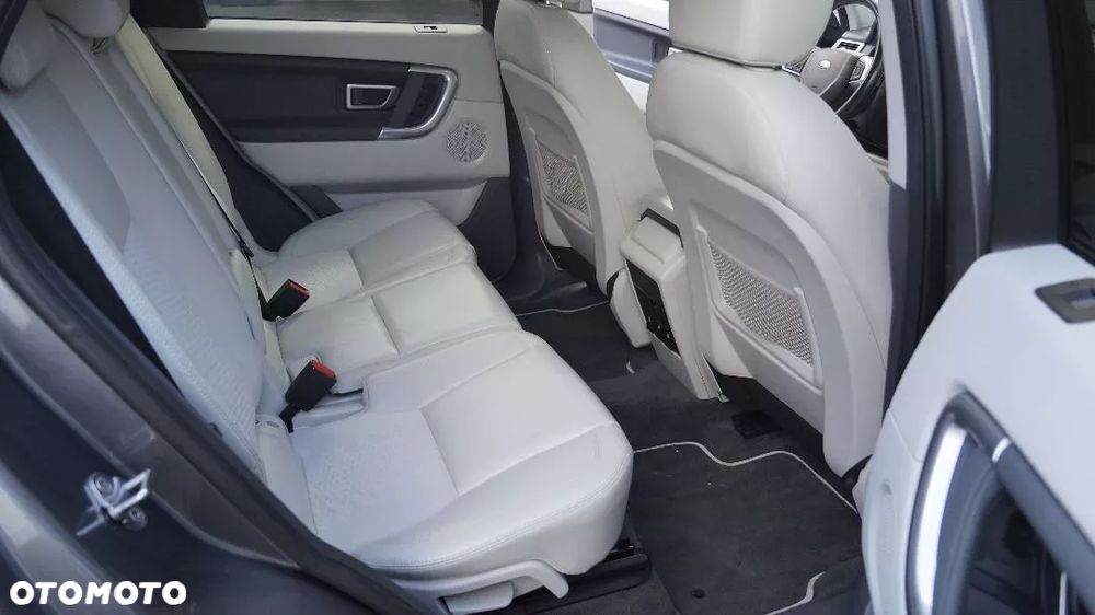Land Rover Discovery Sport 2.0 TD4 SE - 8