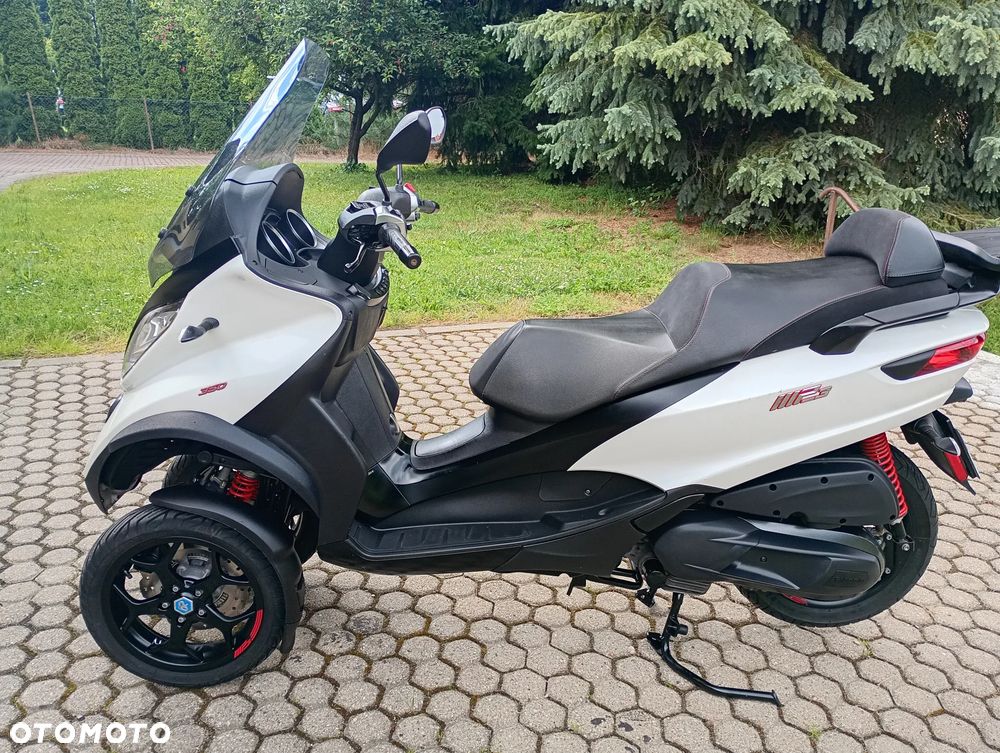 Piaggio MP-3 - 3