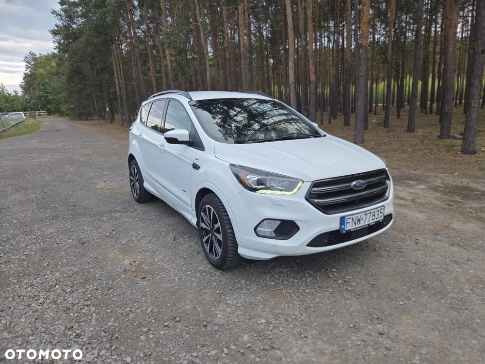 Ford Kuga 2.0 TDCi 4x4 ST-Line - 8