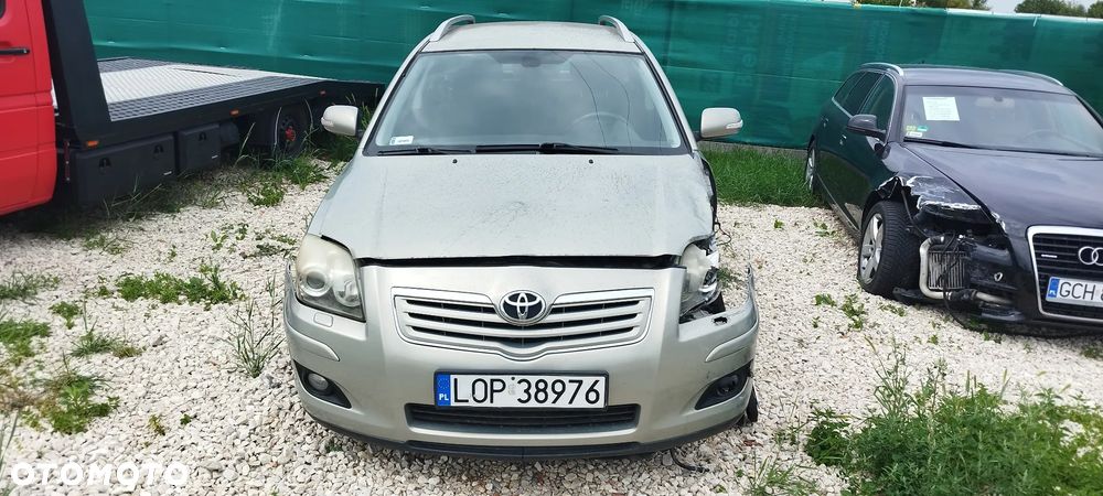 Toyota Avensis 2.0 VVT-i Prestige - 4