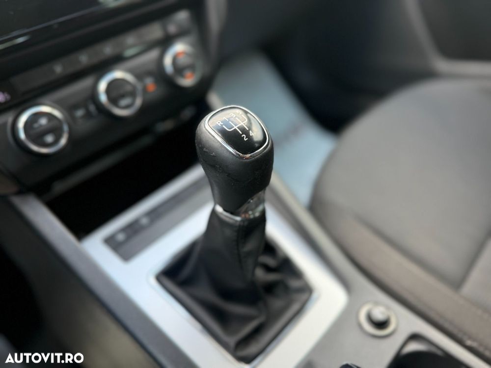 Skoda Octavia 1.6 TDI DSG Ambition - 21