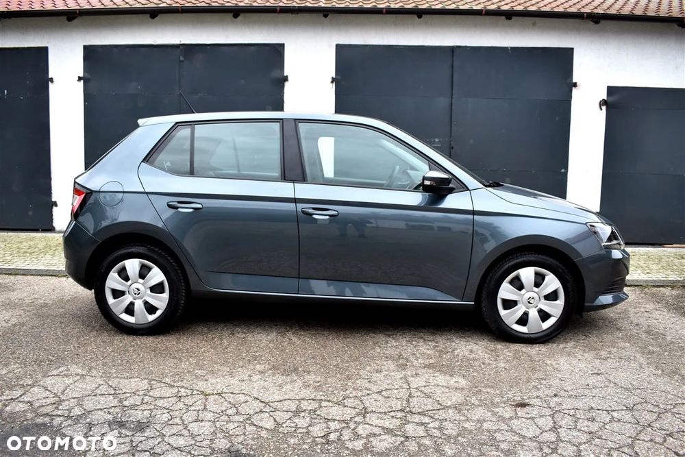 Skoda Fabia 1.2 TSI Cool Edition Red & Grey - 7