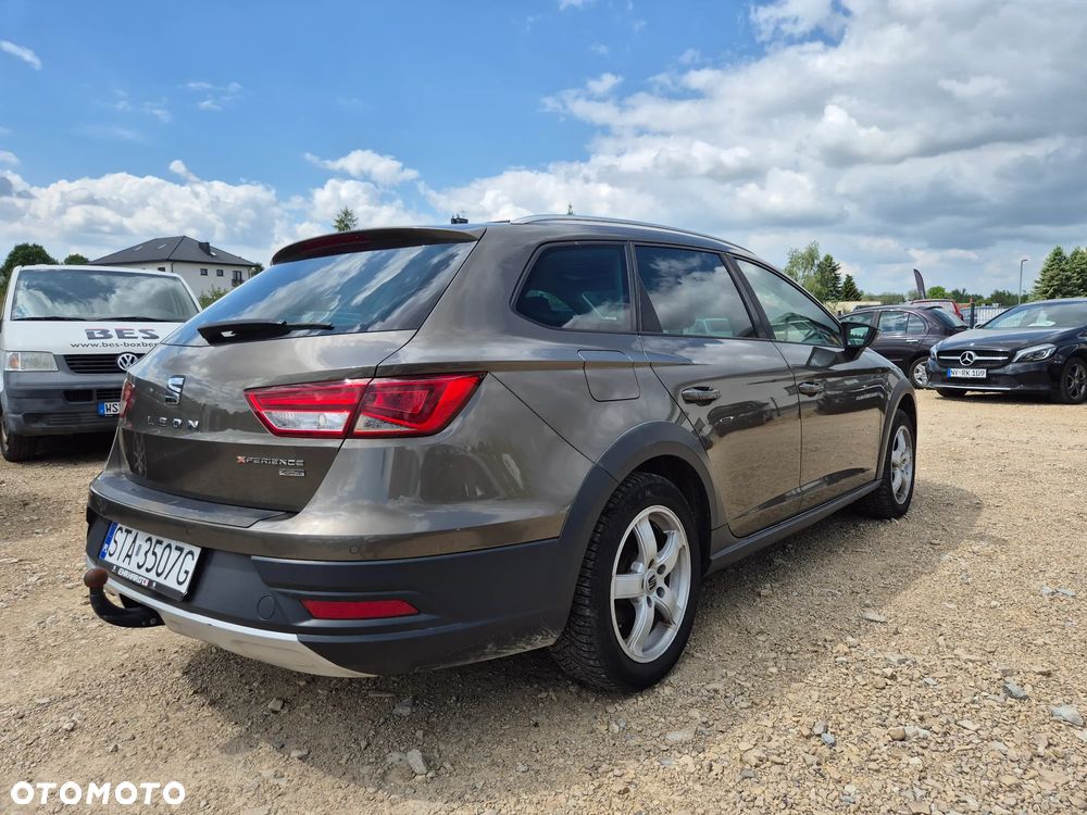 Seat Leon Sportstourer 2.0 TDI Start&Stop 4Drive X-Perience - 3