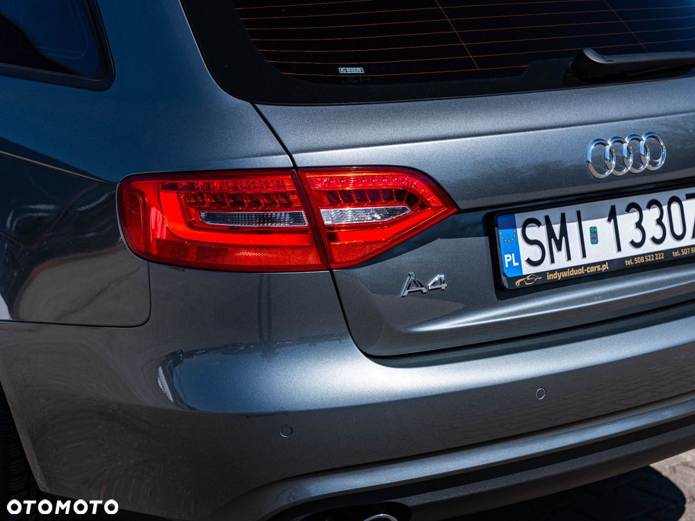 Audi A4 Avant 2.0 TDI DPF clean diesel multitronic Attraction - 13